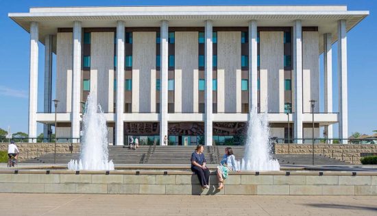 exterior-fountains-front exterior-fountains-front